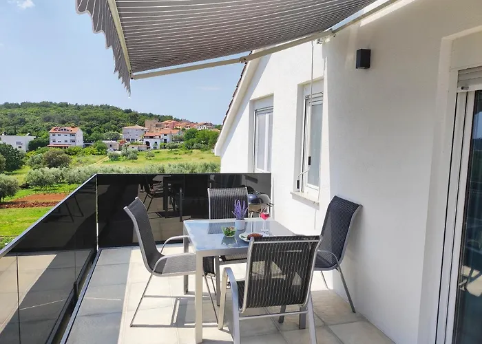 Sa Pogledom Na Apartman *