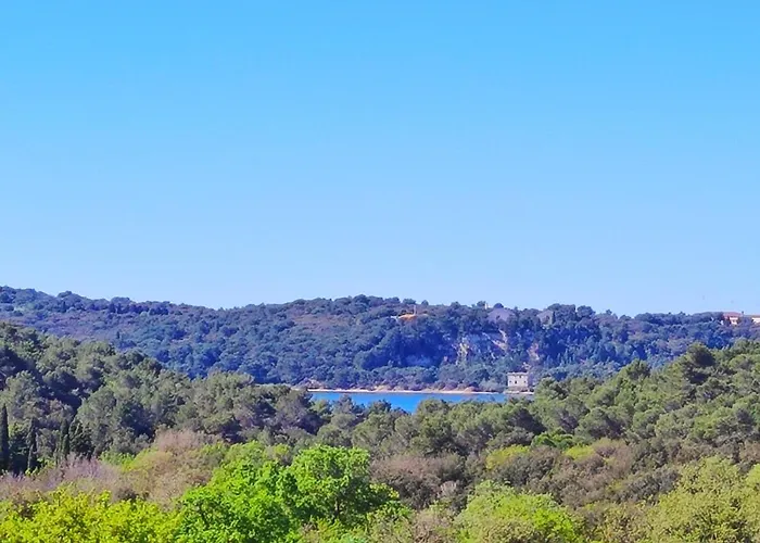 Sa Pogledom Na Pula